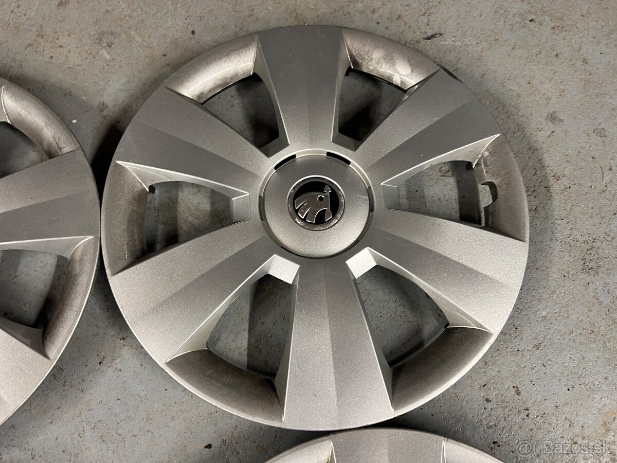 SKODA PUKLCE R15 - 3