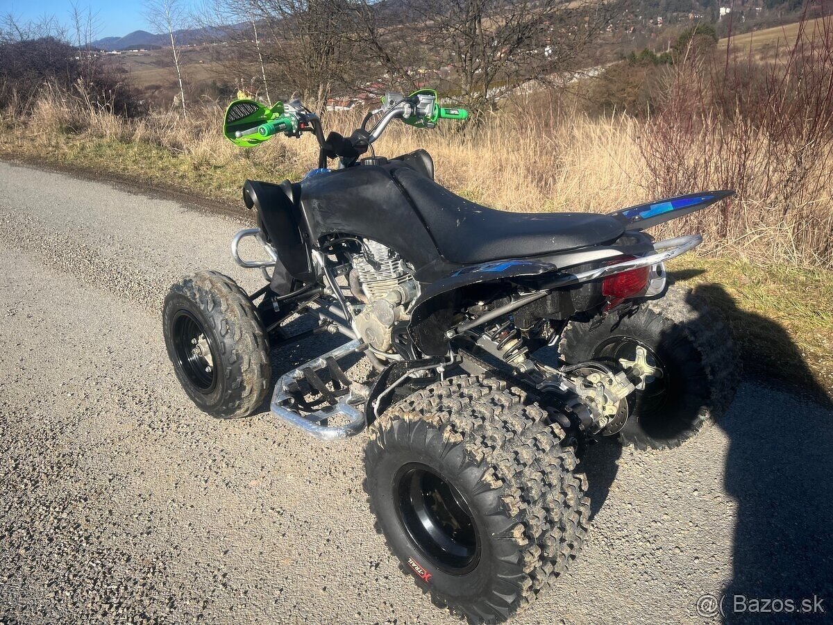 Yamaha Raptor 250
