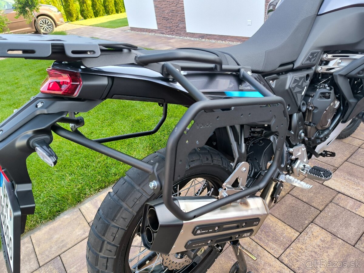 P: zadny nosic + bocne nosice na YAMAHA TENERE 700 NOVE