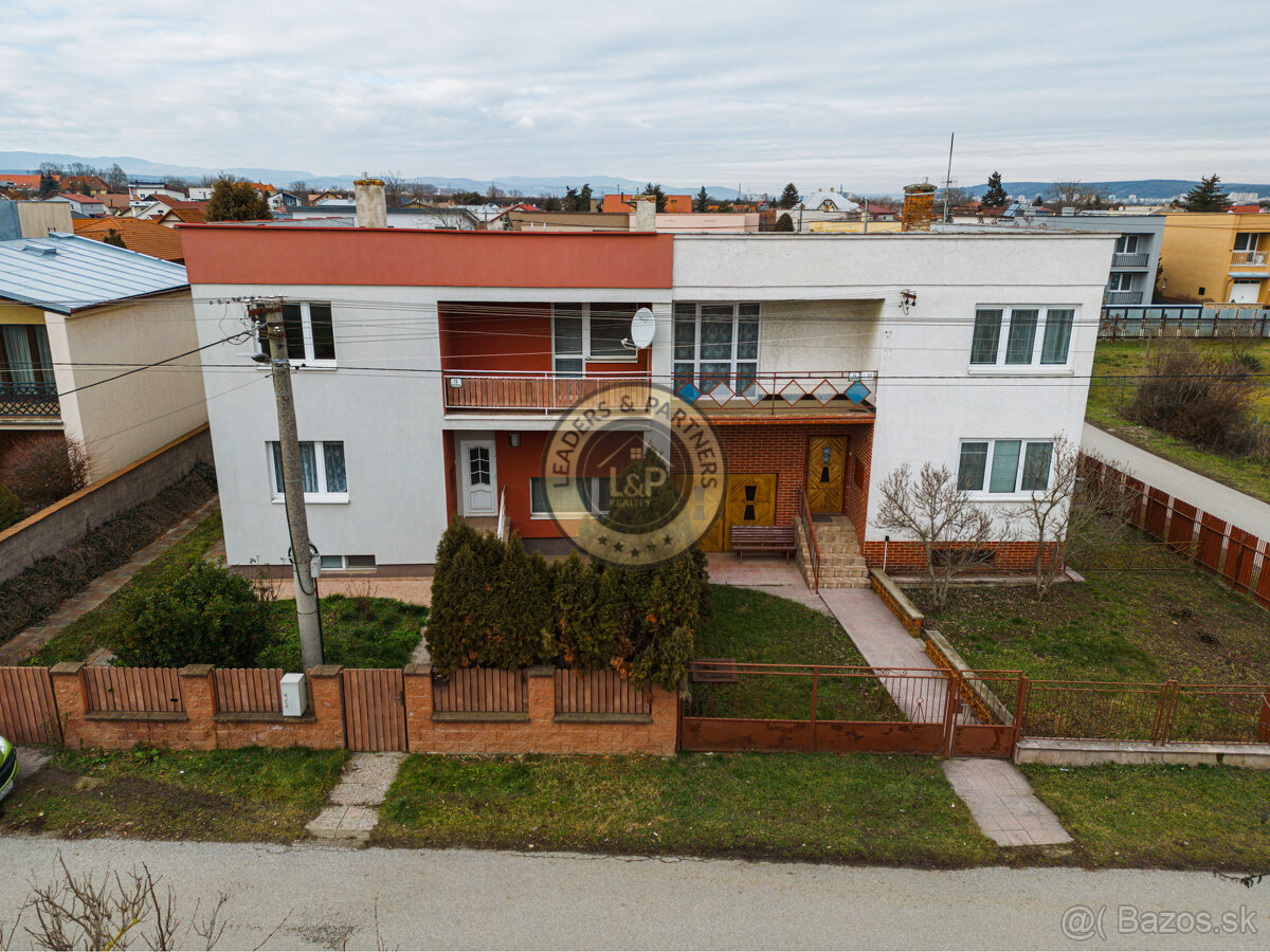 5 izbový, dvojpodlažný RD-VALALIKY, 200 m2 - 3