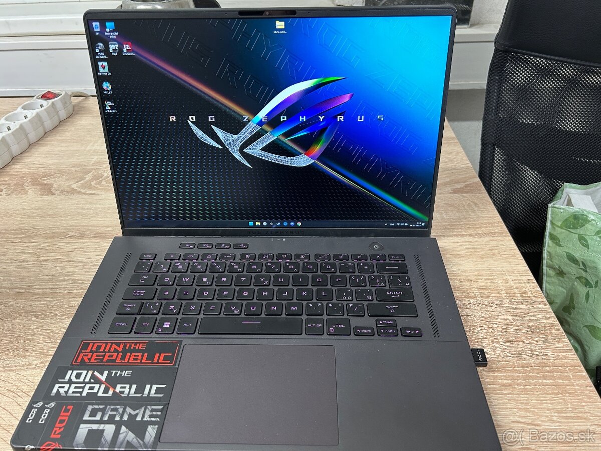 ASUS ROG Zephyrus G16 RTX 4060 8gb - 3