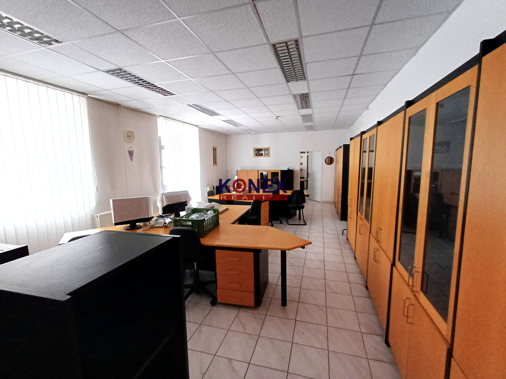 Predaj multifunkčného areálu Humenné – výnimočná príležitosť - 3