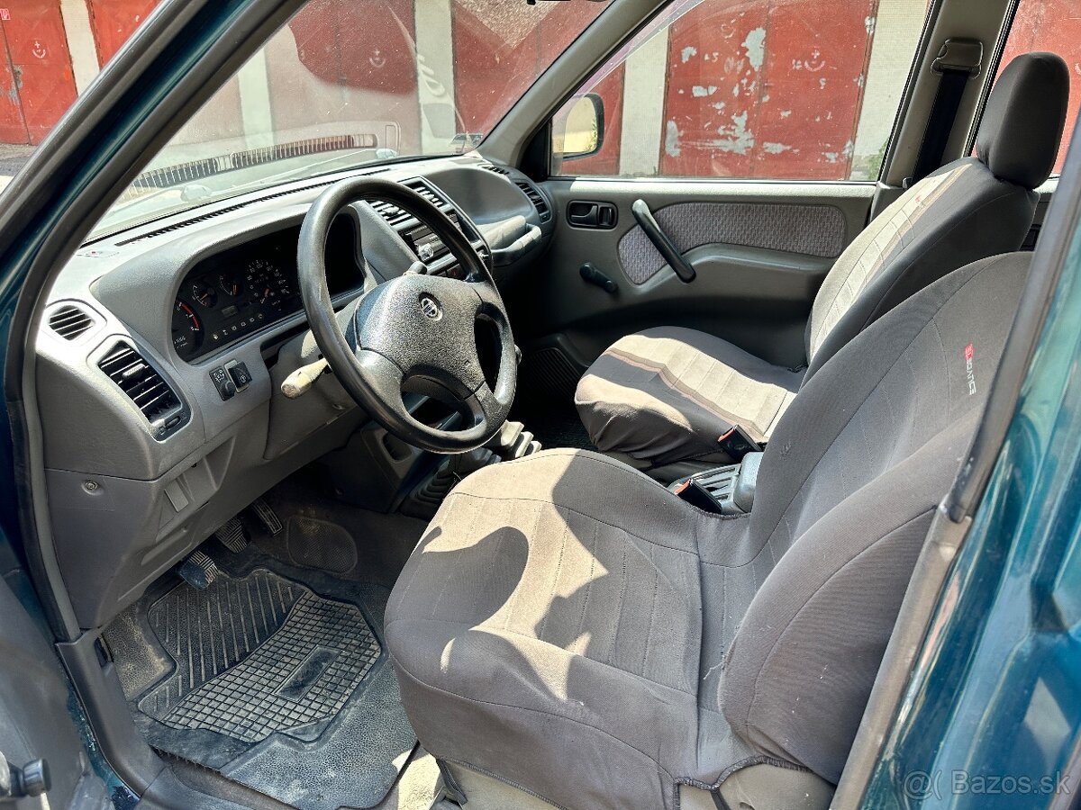 Predam/ vymenim terrano 2/ 2.4benzin+lpg /1994. - 3