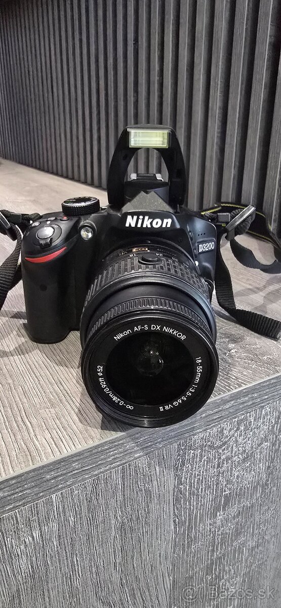 Predám NIKON D3300 - 3