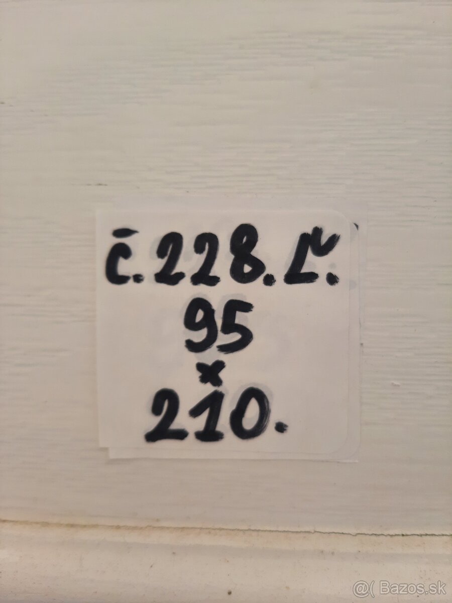 Plastové dvere Č. 228. L - 3