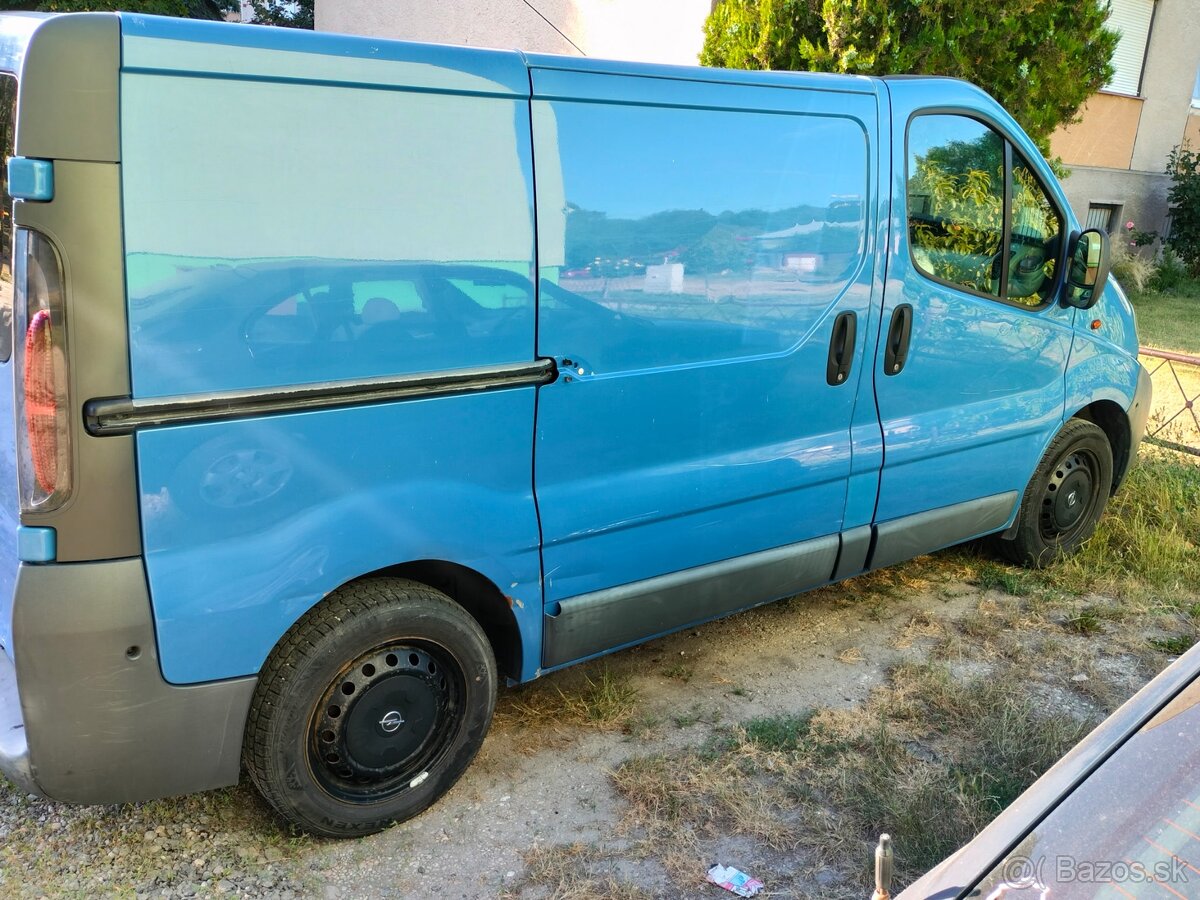 Predám Opel vivaro 1.9 - 3