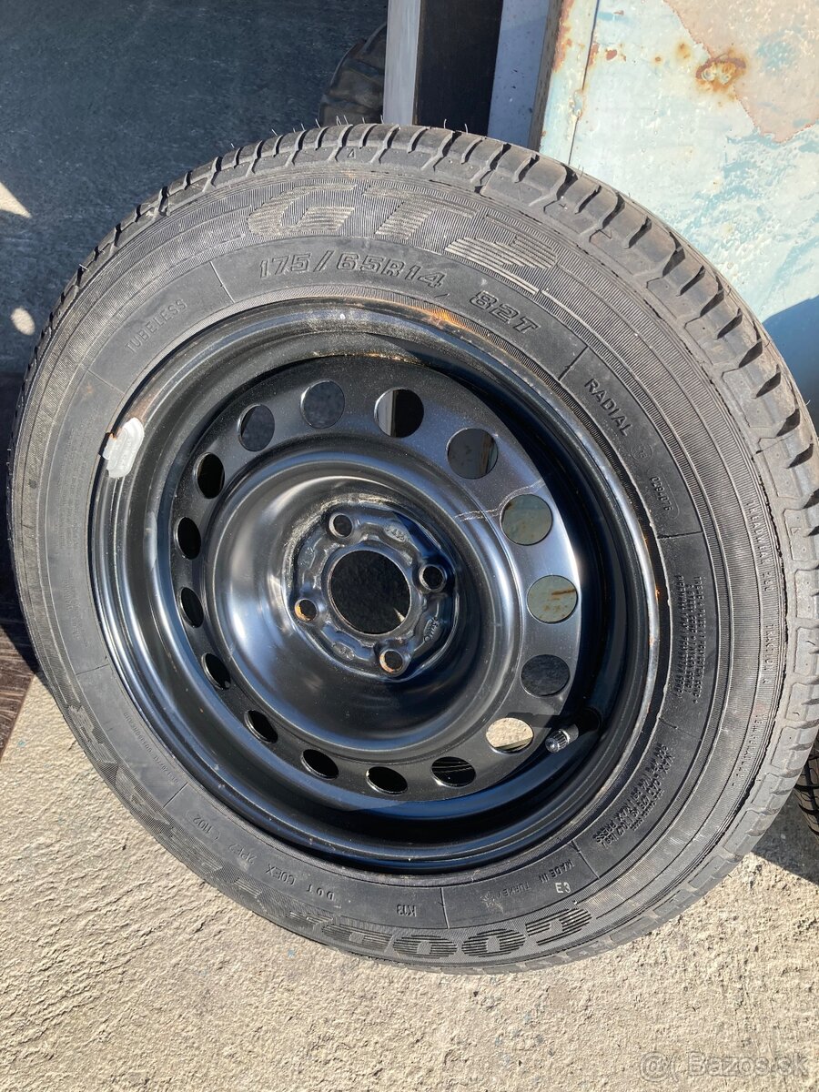 Pneumatiky 175/65/14 rozteč 4x100 - 3