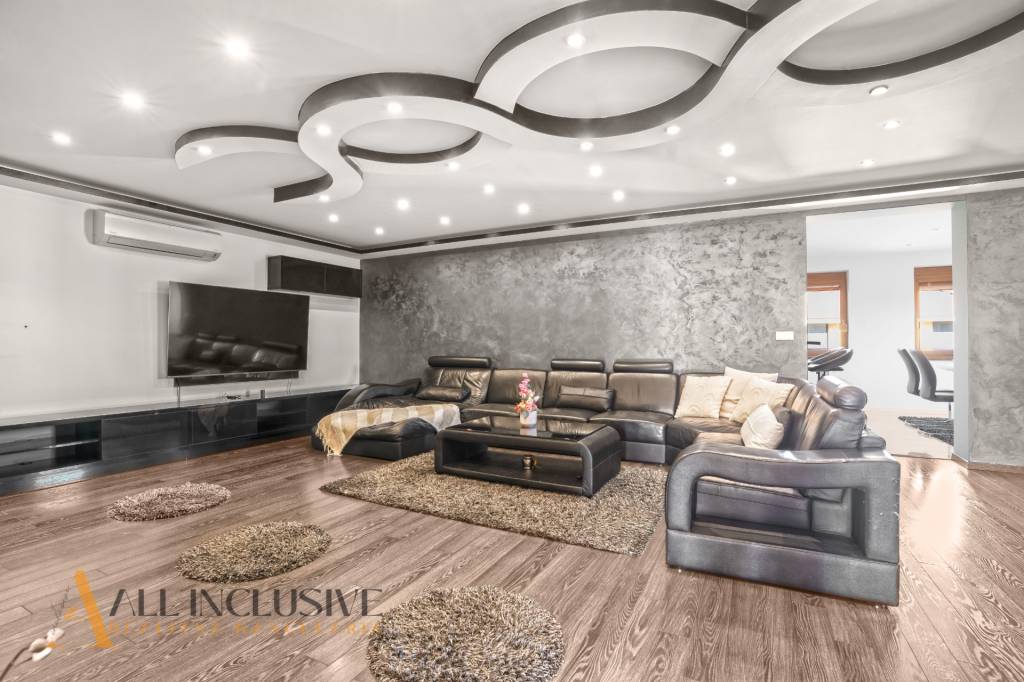 ALL INCLUSIVE | NA PREDAJ LUXUSNÝ 5-IZBOVÝ RODINNÝ DOM | TOP - 3