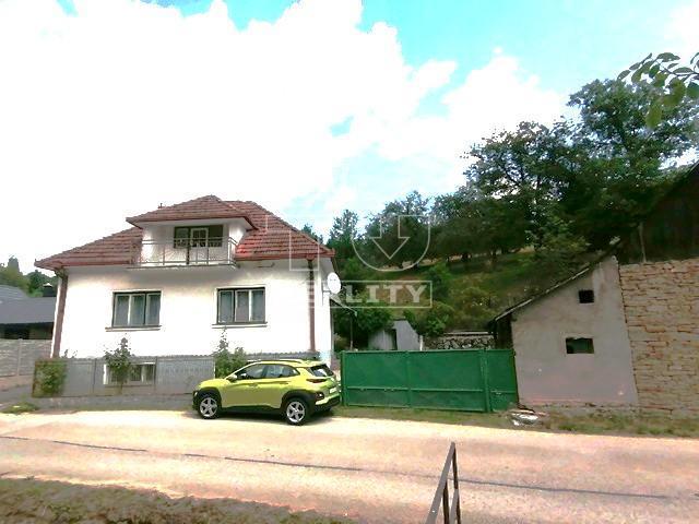 NA PREDAJ RD V HORNEJ SÚČI S VÝYMEROU POZEMKU 2366 M2 - 3