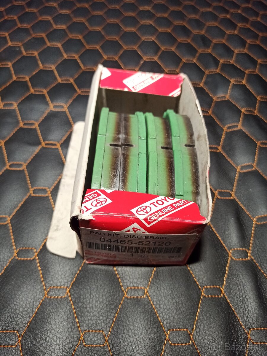 Predné brzdové doštičky OEM Toyota Prius, Celica - 3