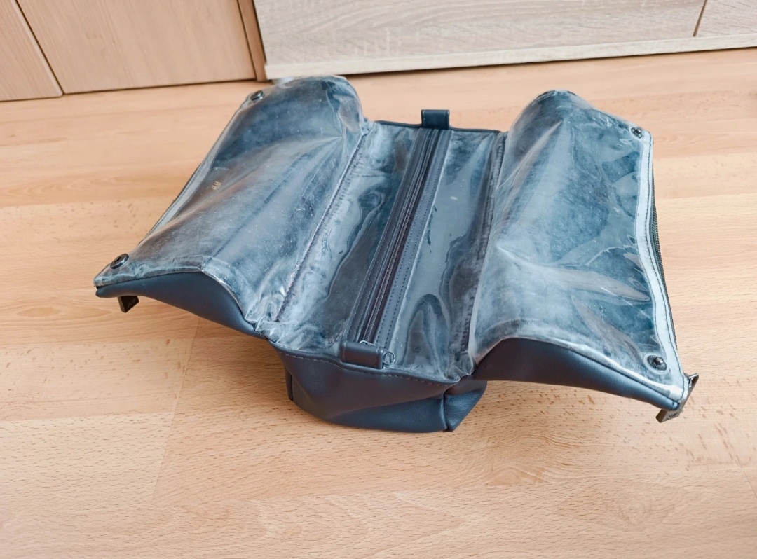 Kozmetická taštička - 3