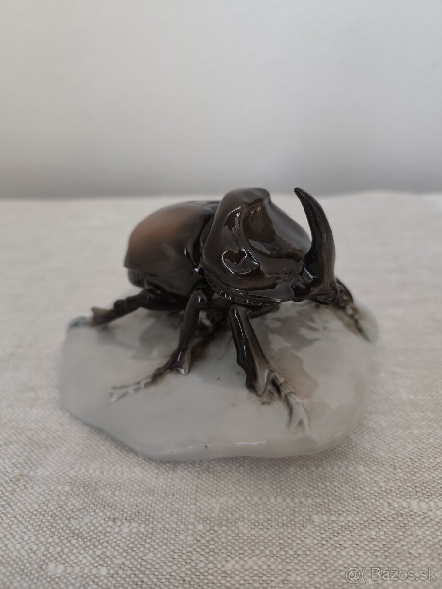 Royal dux chrobák porcelánová soška - 3
