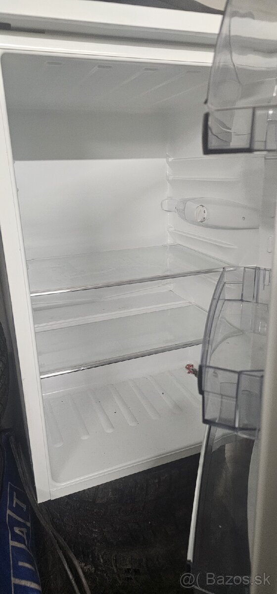 Mala chladnička - 3