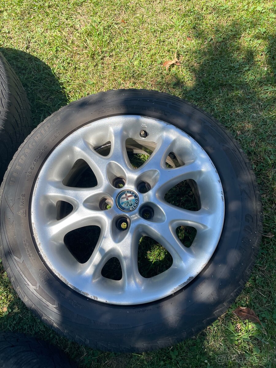 Alfa Romeo R15 elektróny - 3