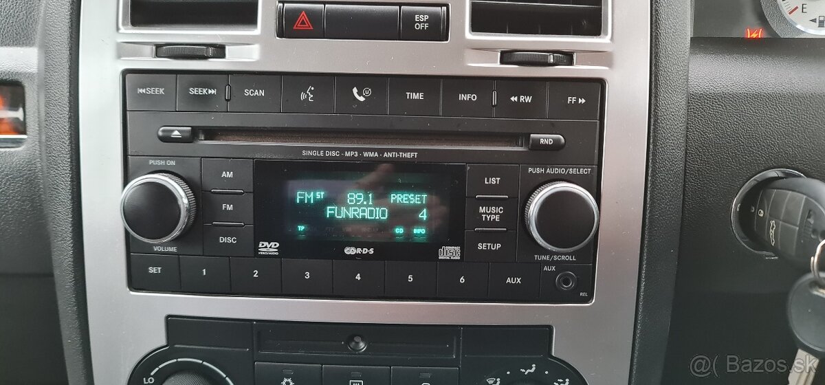 Rozpredám Chrysler 300c 3.0crd rok 2009 - 3