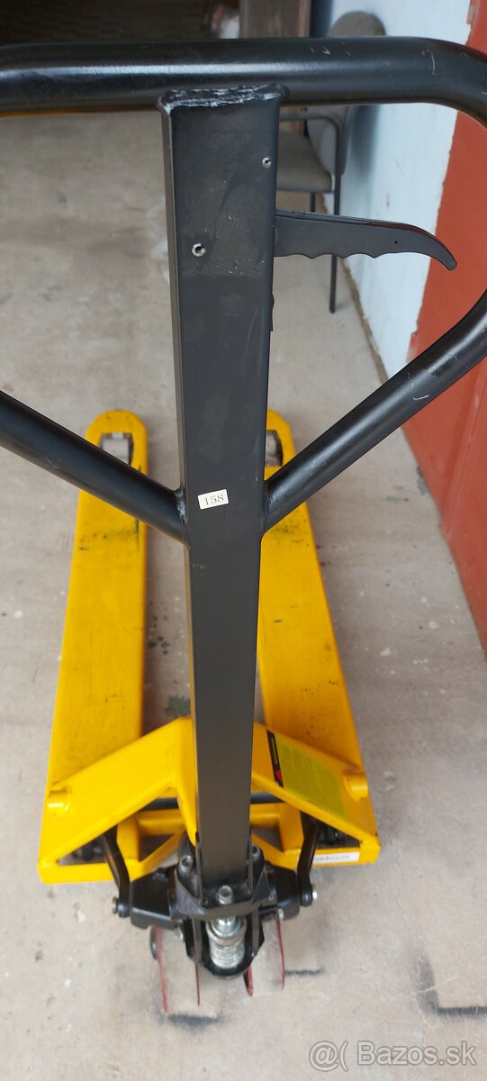 Paletový vozík 2200kg - 3