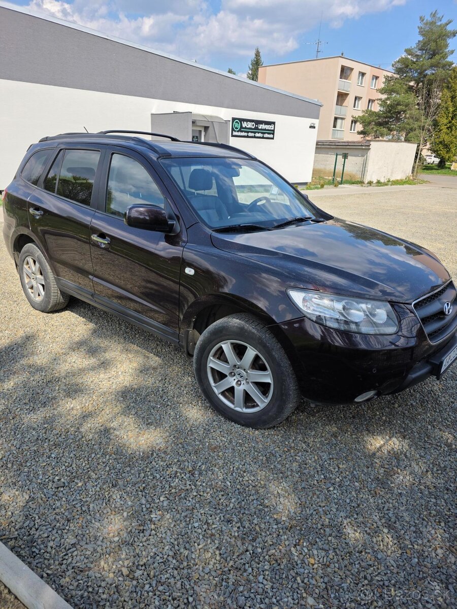 Hyundai Santa Fe - 3
