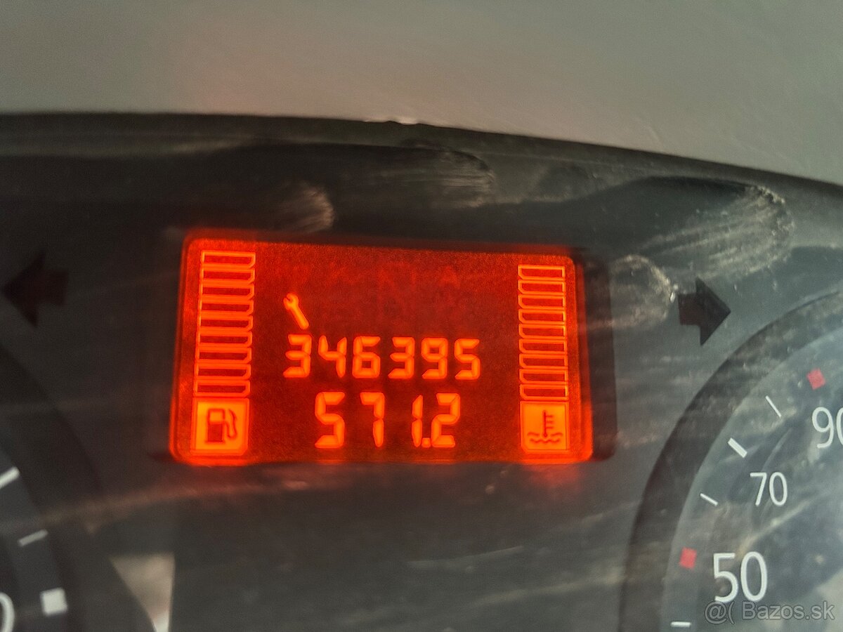 Renault trafic - 3