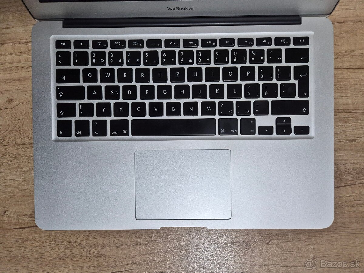 MacBook Air (13-inch, 2017) /Intel Core i5/8GB RAM/128GB SSD - 3