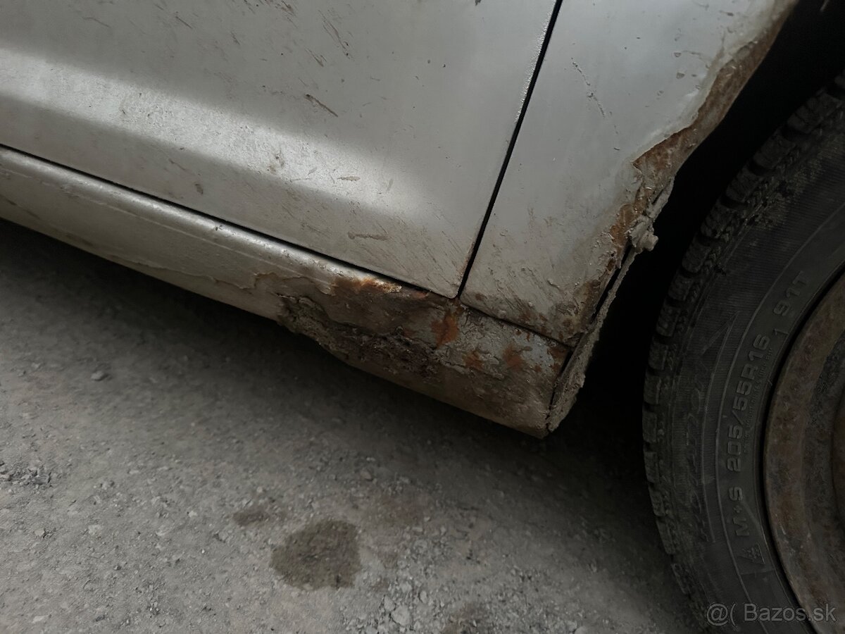 Volkswagen Touran 2.0 Tdi - 3