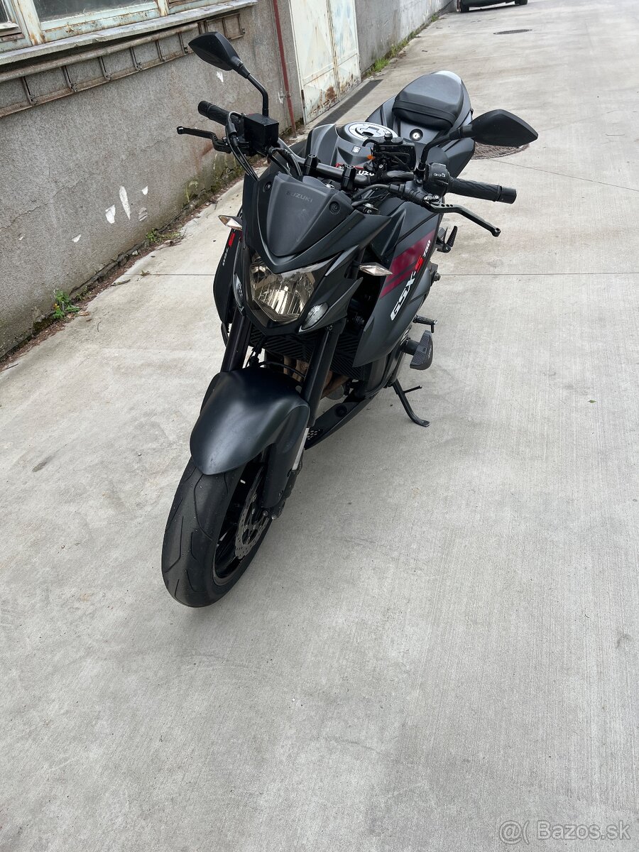Suzuki GSX S 750 - 3