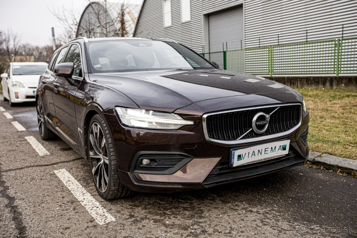 Volvo V60 D3 Momentum Pro A/T - 3