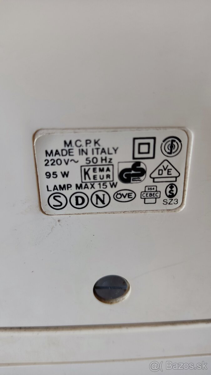 Kufrikovy šijací stroj Singer - 3