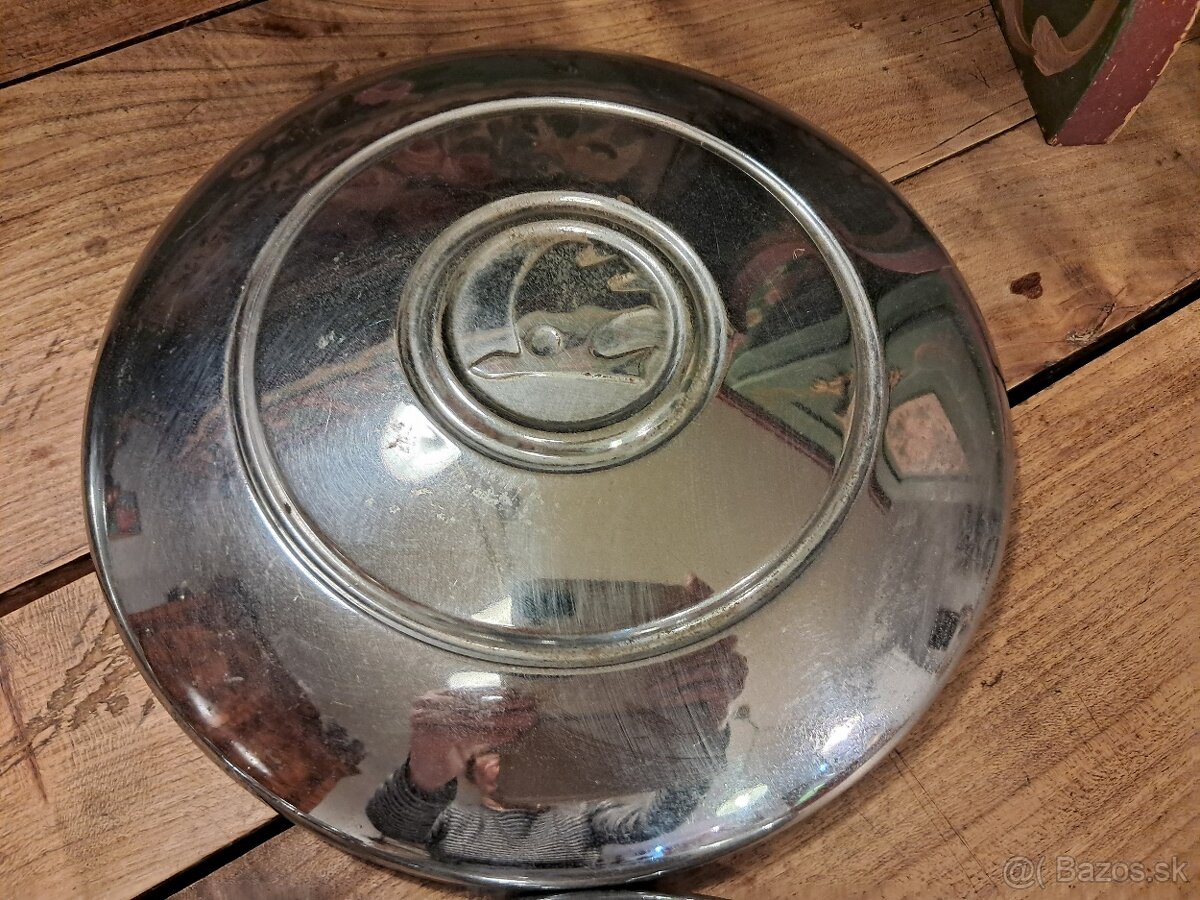 Predam 4 puklice na Škodovku - 3