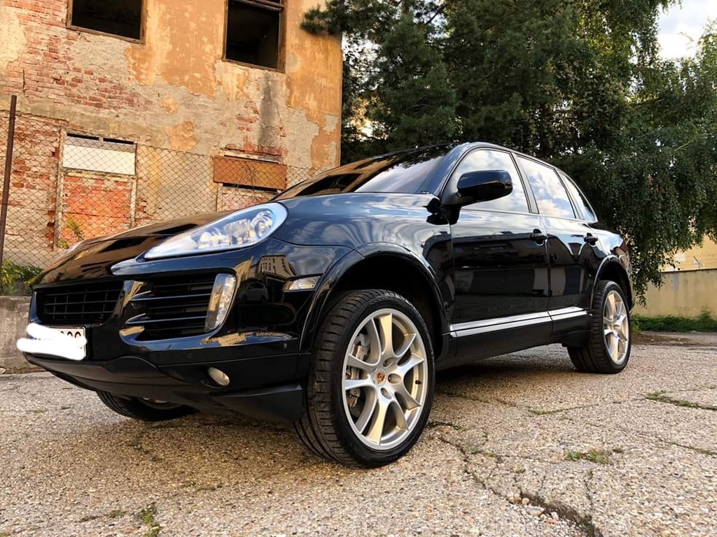 Porsche Cayenne S 4.8 V8