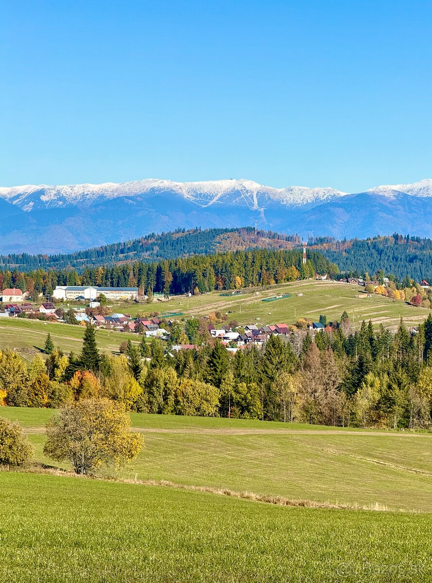 SLNEČNÝ VYSOKOHORSKÝ 10-Árovy Pozemok s Výhľadom na Tatry - 3
