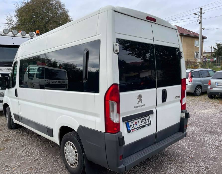 Peugeot Boxer Minibus 2,2 HDi 96KW 130k L2H2 rv 2015 - 3