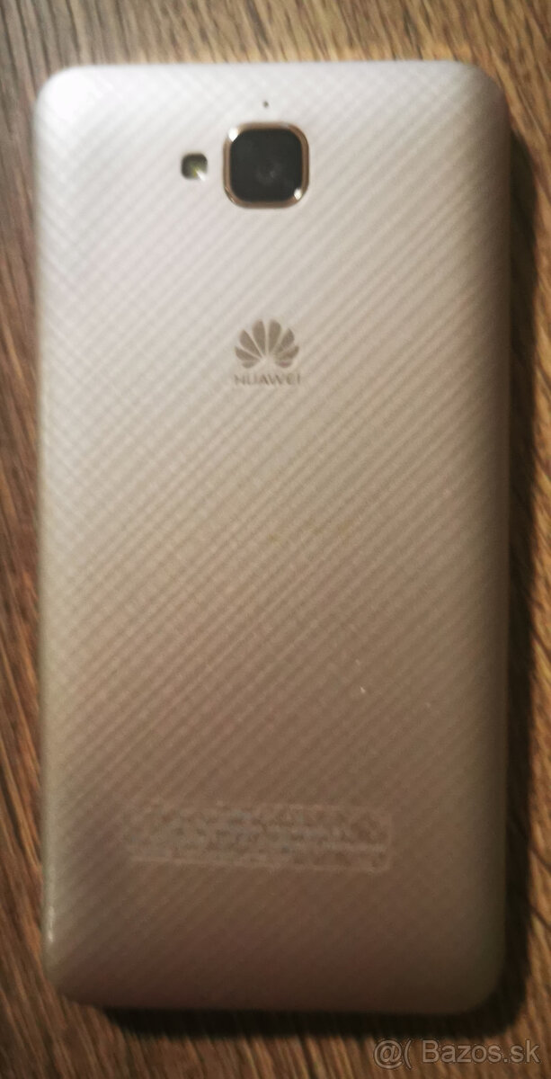 Mobilný telefón Huawei Y6 Pro - 3