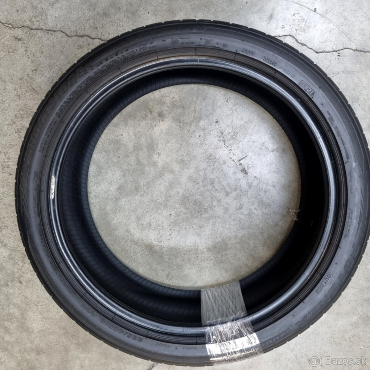 Letné pneumatiky 235/40 R19 BRIDGESTONE - 3