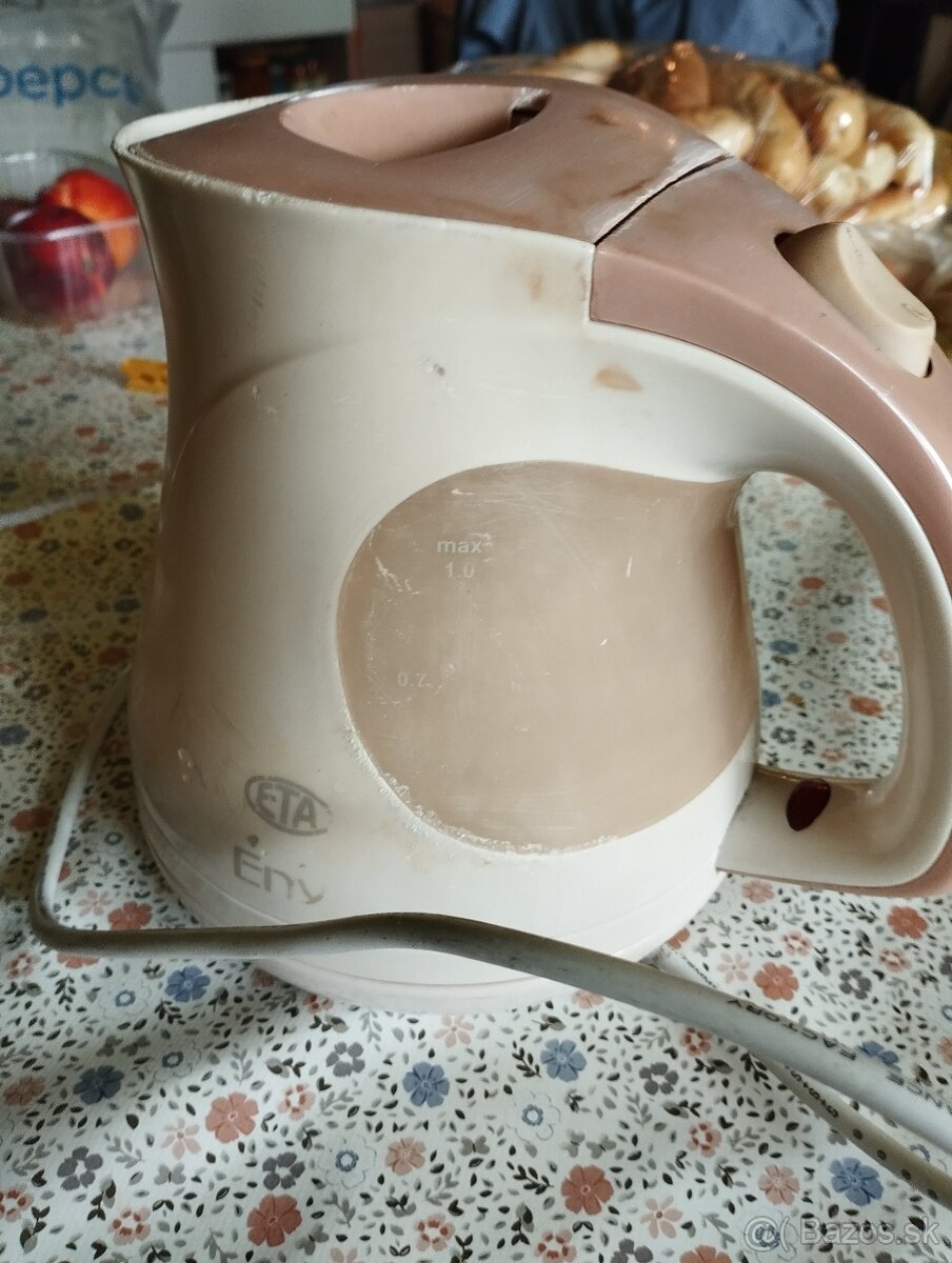 Rýchlovarná kanvica ETA - 3