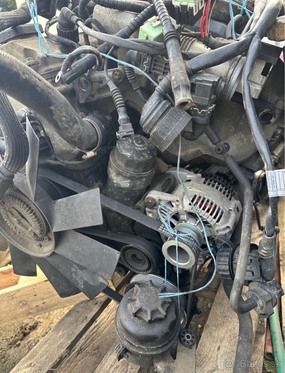 Motor BMW e36 316i - 3