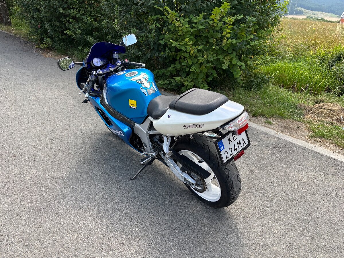 Predam SUZUKI GSX-R600 K2 - 3