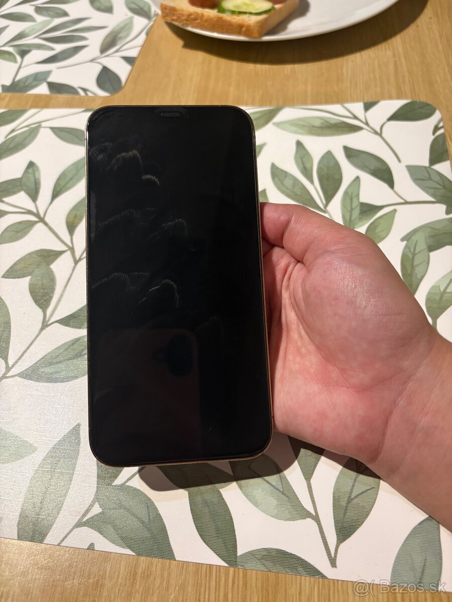 📱 iPhone 12 Pro Max 🔸 Stav: výborný, bez škrabancov a pošk - 3