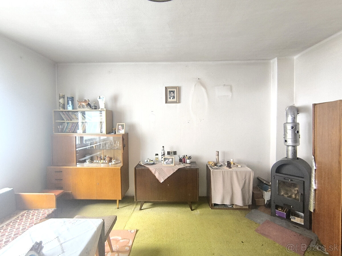 RD VYUŽITEĽNÝ AJ AKO CHALUPA, VHODNÝ NA BÝVANIE PODNIKANIE / - 3