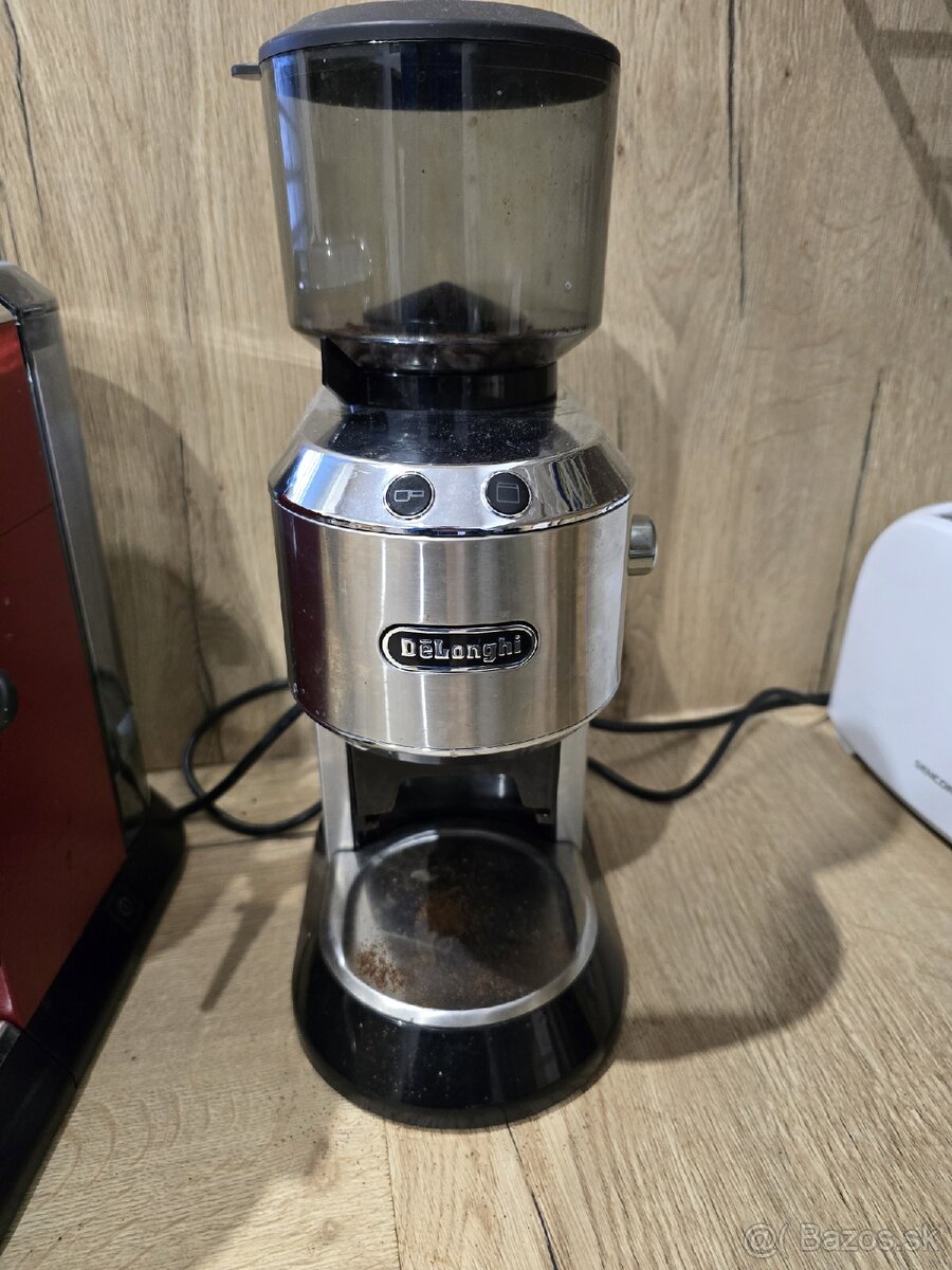 Pakovy kávovar a mlyncek delonghi - 3