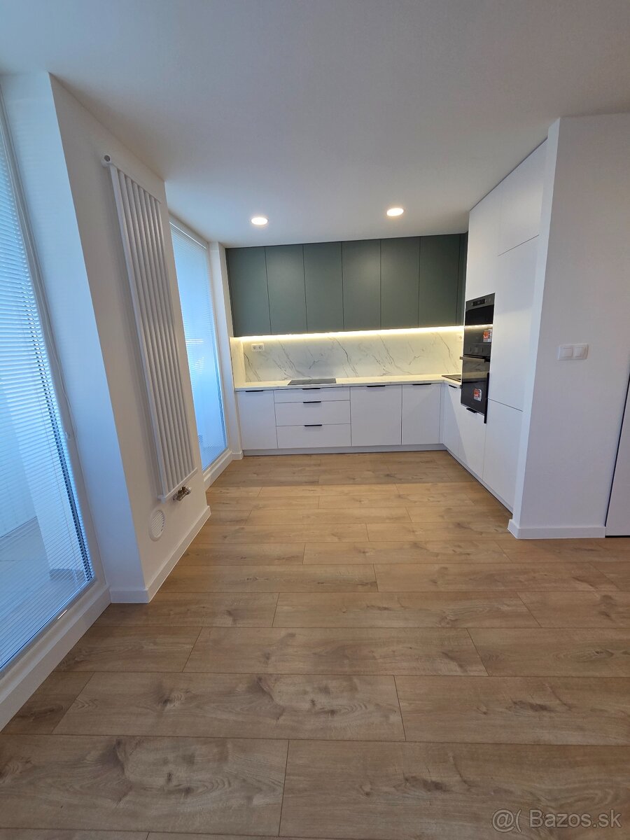 3iz. byt PREDAJ, MICHALOVSKÁ ul., TOP POLOHA - 3