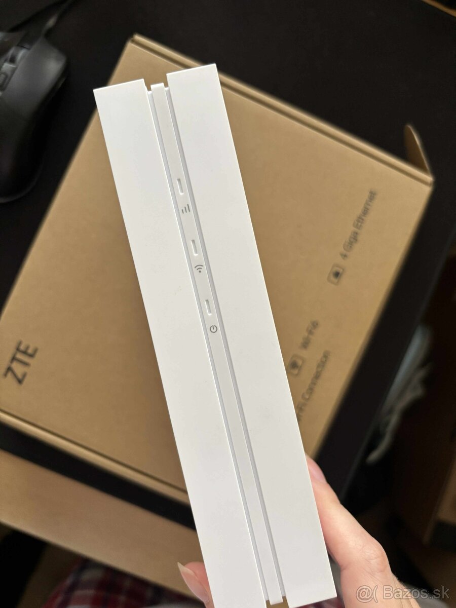 4G LTE ZTE ROUTER NA SIM KARTU - 3