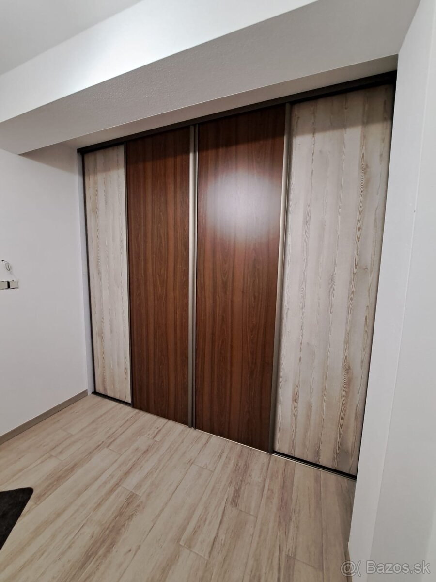 Šatníkové skrine - 3