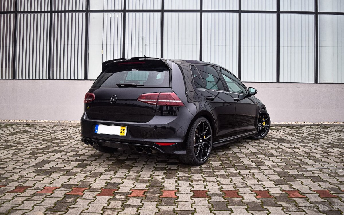 Volkswagen Golf R 2.0 TSI 221 kW 4Motion. - 3