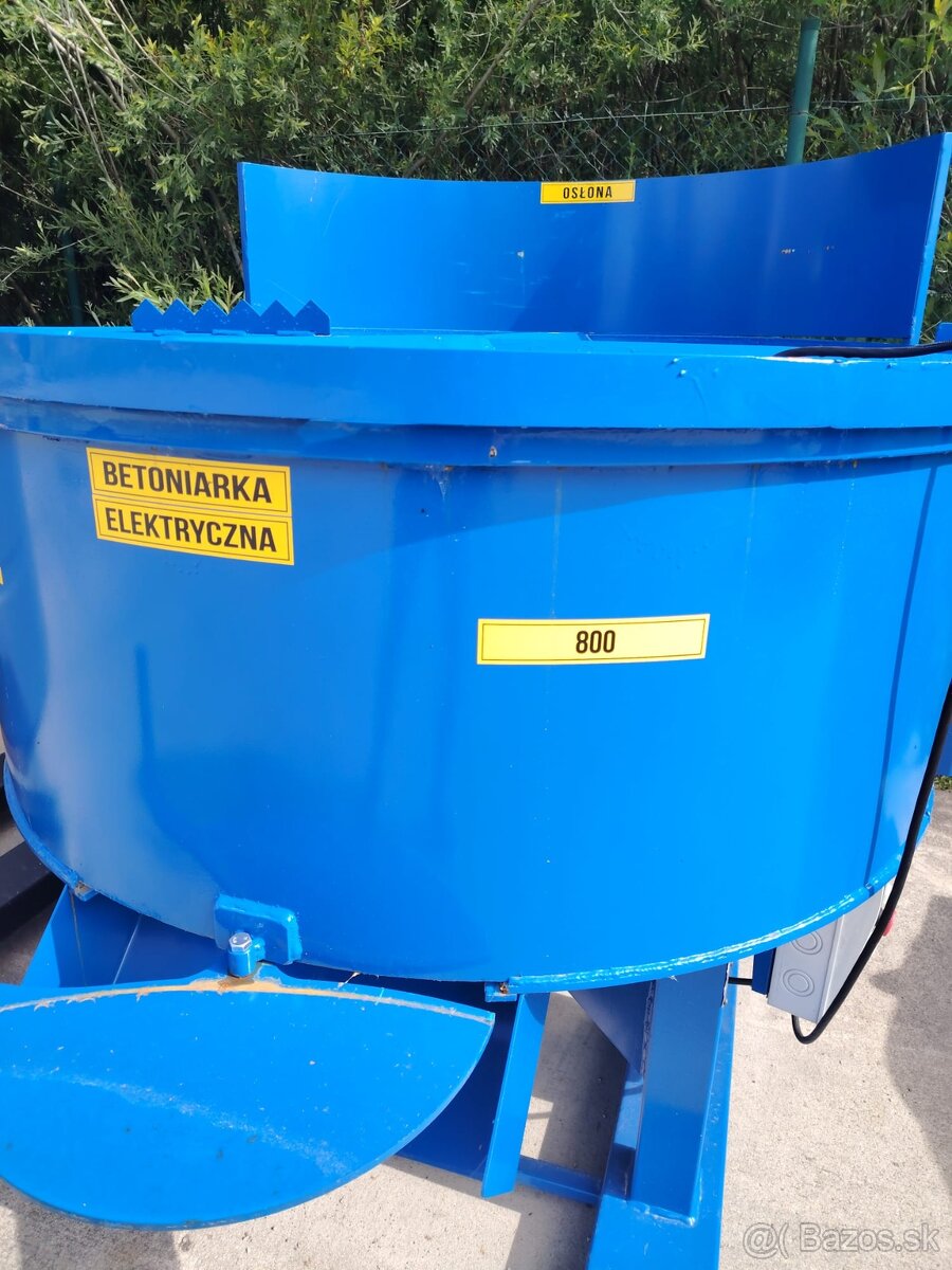Hydraulicka miešačka 800L - 3