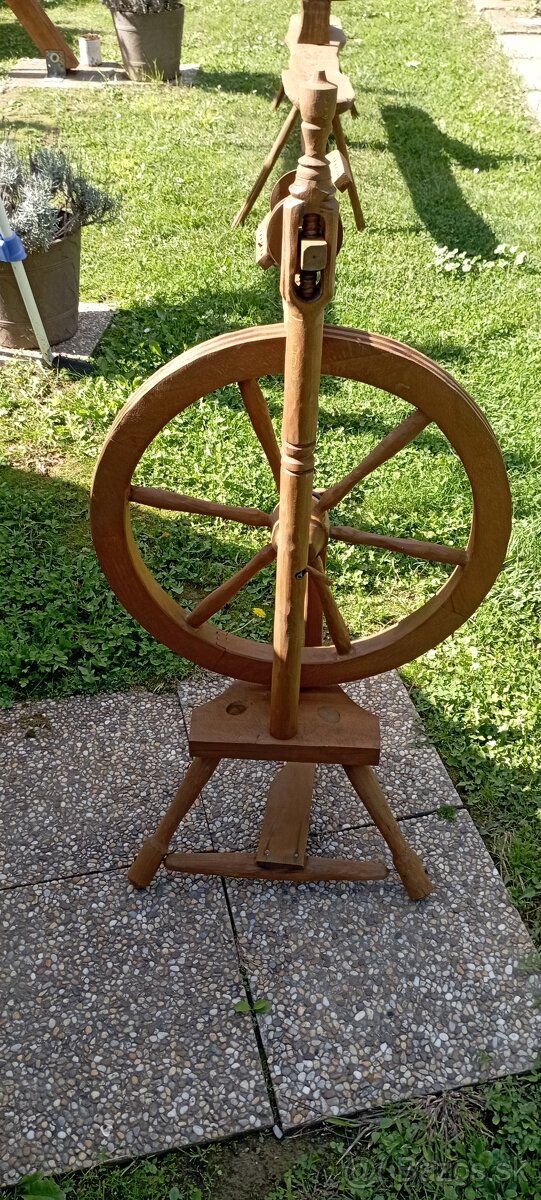 Starý drevený kolovrátok - 3