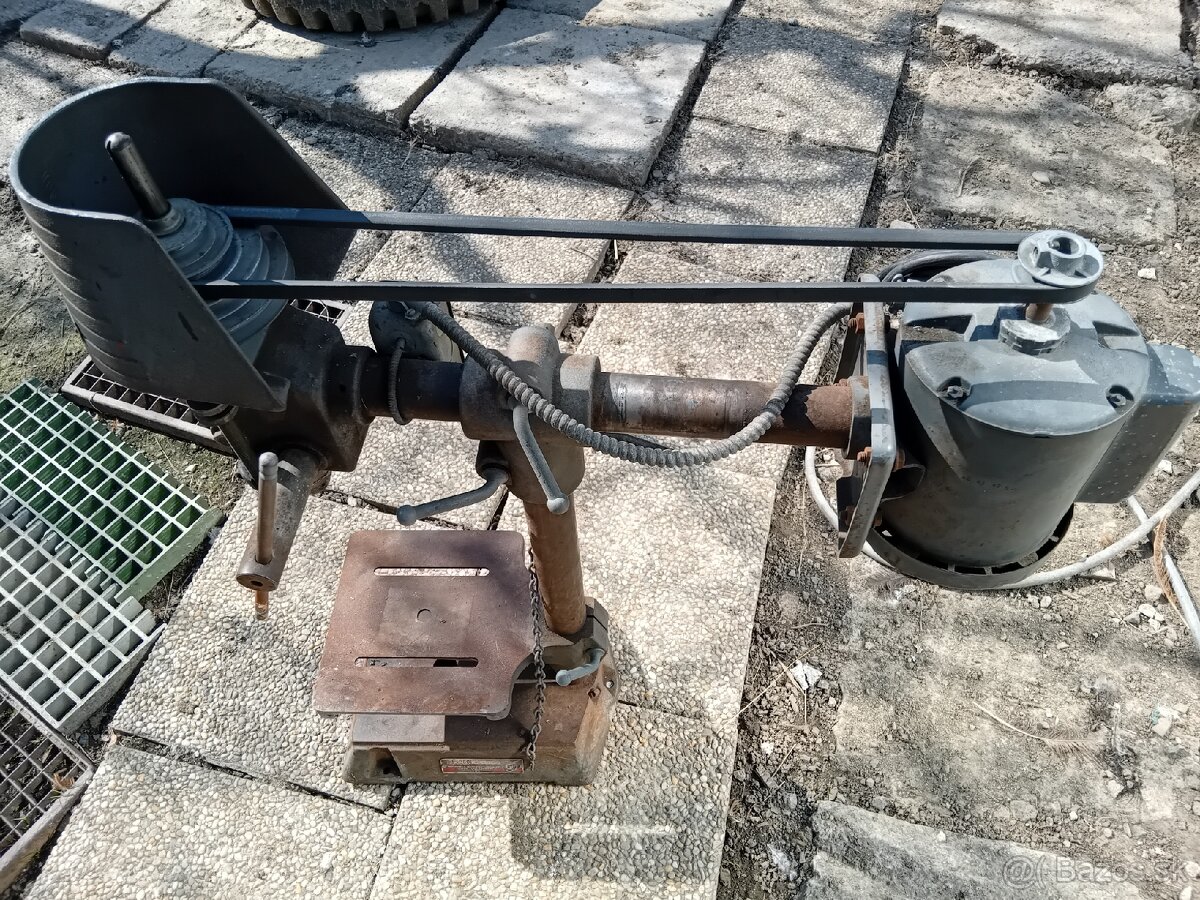 Stojanova vrtacka - 3