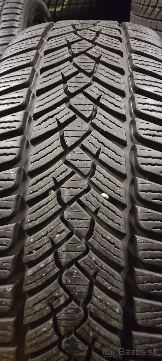 205/55R16 - 3
