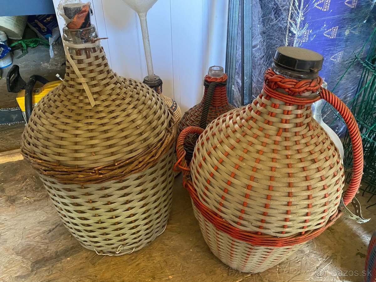 Predam príslušenstvo ktoré je na fotke - 3