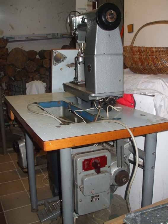 Stĺpový šijací stroj Minerva - 3