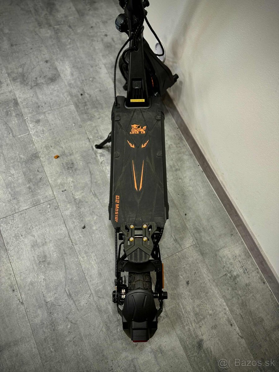 Elektrická kolobežka KuKirin G2 Master 2025 - 3